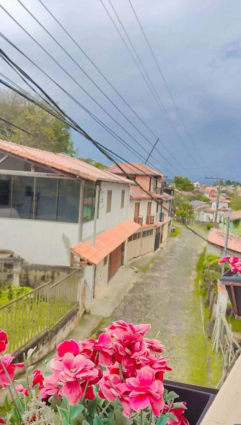 Suíte família no centrinho de Lavras Novas MG