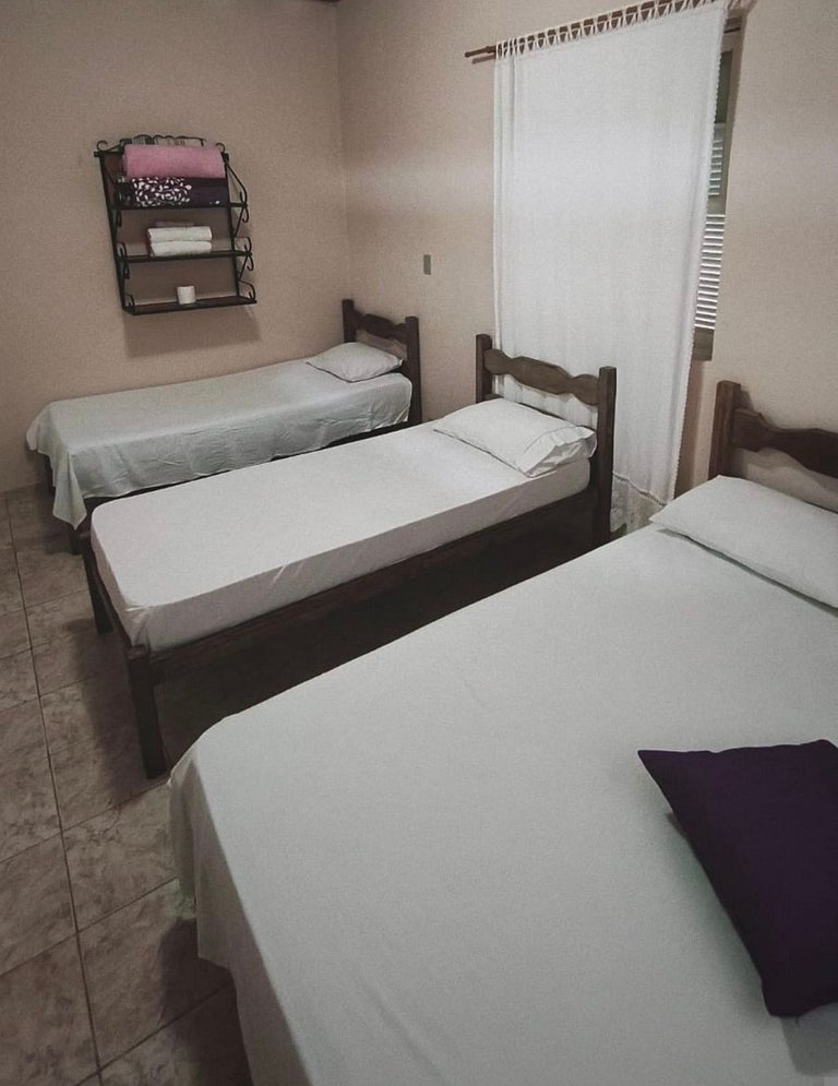 Capacidade até 8 pessoas no centro de Lavras Novas