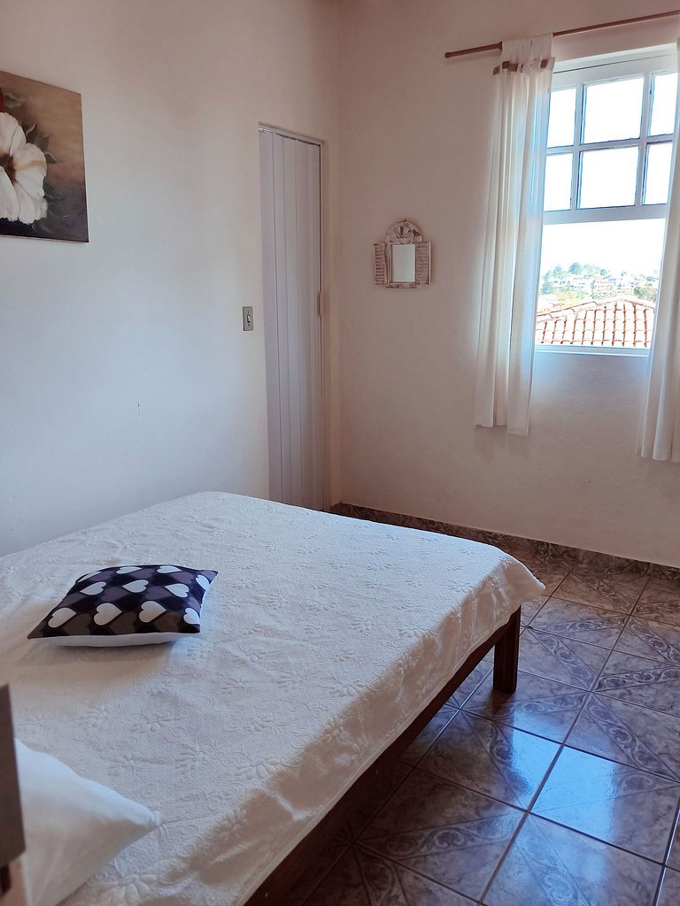 Suíte casal com vista pra Serra em Lavras Novas MG