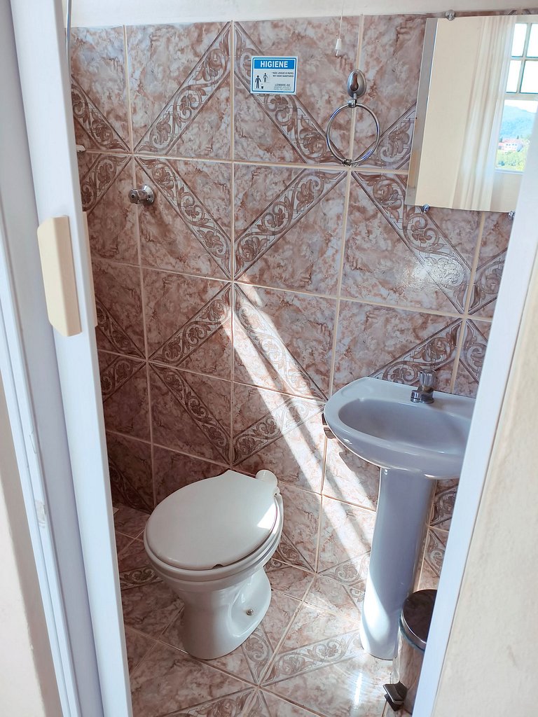 Suíte casal com vista pra Igreja - Lavras Novas MG