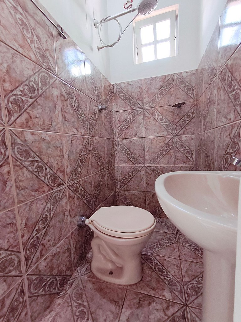 Suíte família no centro de Lavras Novas MG