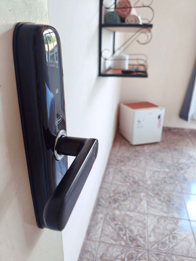 Suíte casal com cama King Size em Lavras Novas MG