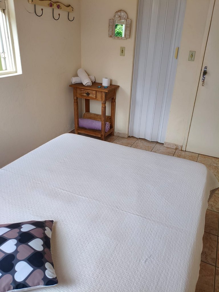 Capacidade até 8 pessoas no centro de Lavras Novas