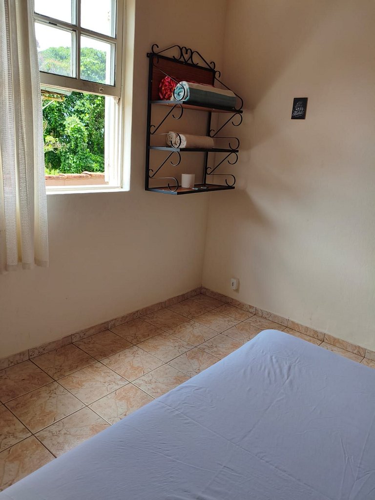 Capacidade até 8 pessoas no centro de Lavras Novas