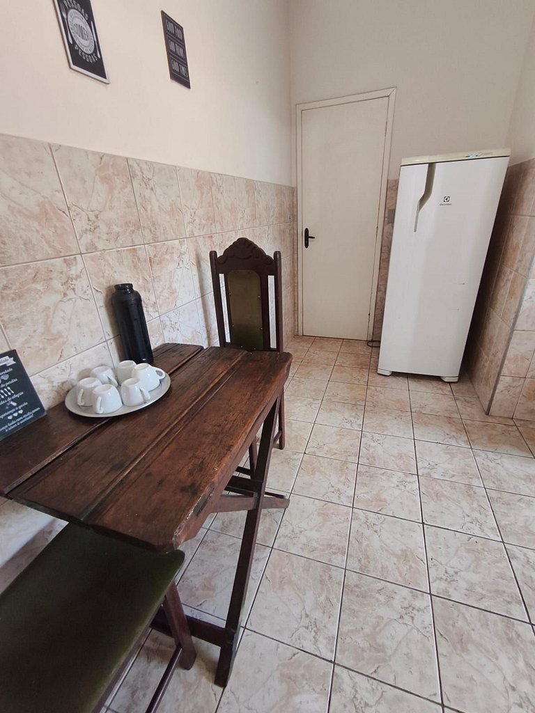 Capacidade até 8 pessoas no centro de Lavras Novas