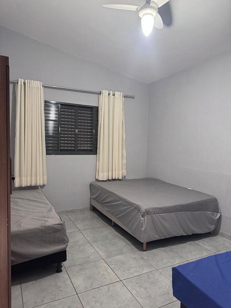 Casa com piscina para 8 pessoas em Capitólio MG